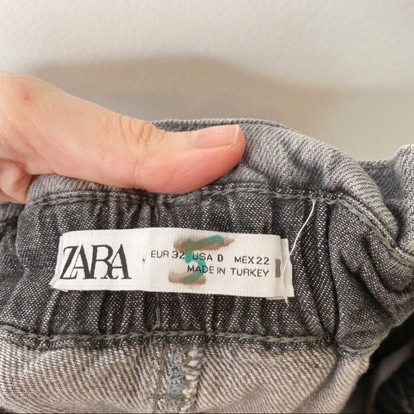 Zara Super High Rise Paperbag Waist Mom Boyfriend Engineering Crop Jeans Size 0 - Picture 13 of 13